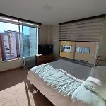 Amplio Departamento Para Compartir Con Anfitrion En La Mejor Zona De La Paz