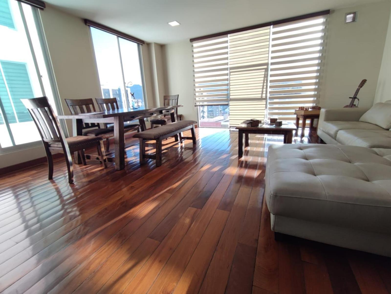 Amplio Departamento Para Compartir Con Anfitrion En La Mejor Zona De Apartamento